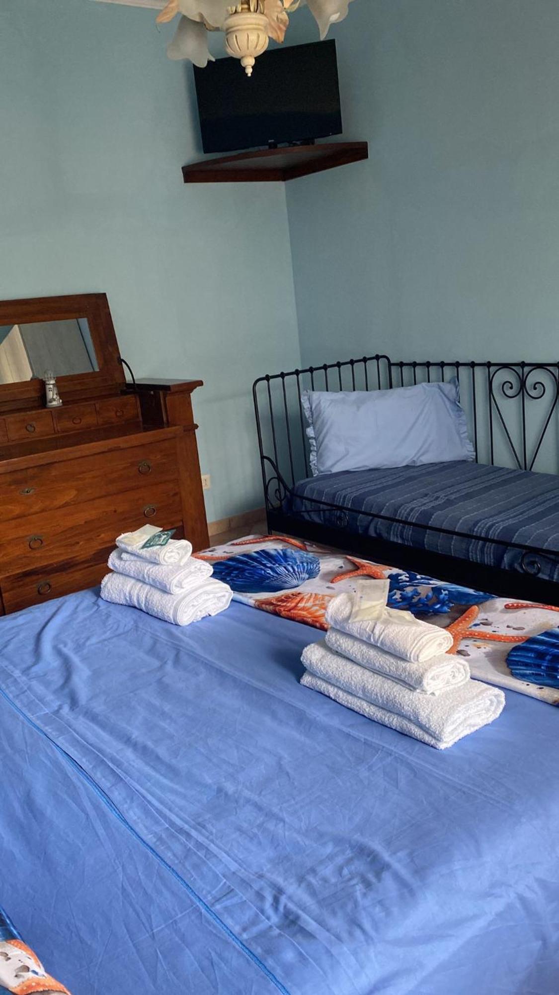 Wonder House Airport Apartment ฟิวมิชีโน ภายนอก รูปภาพ
